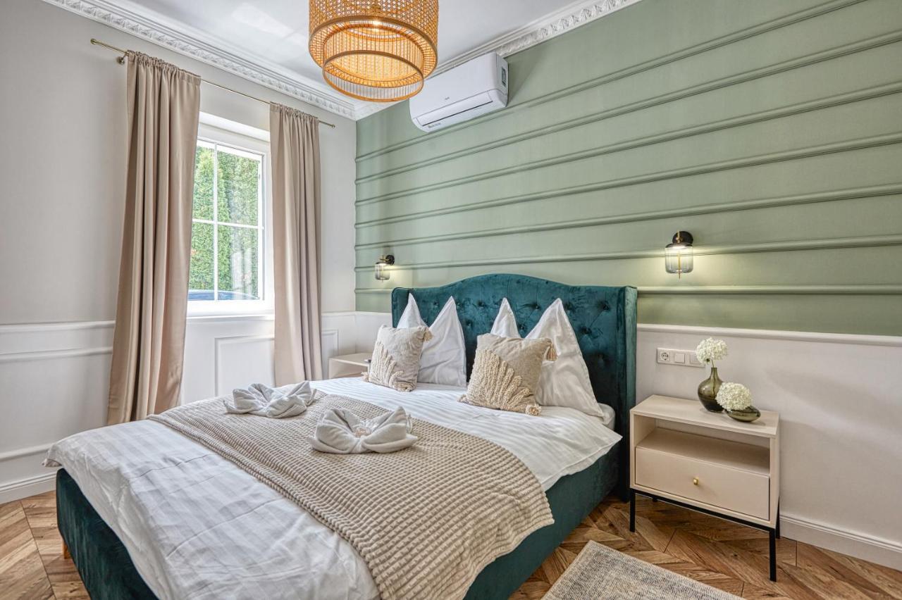 The Doors Luxury Apartment Mosonmagyarovar Luaran gambar