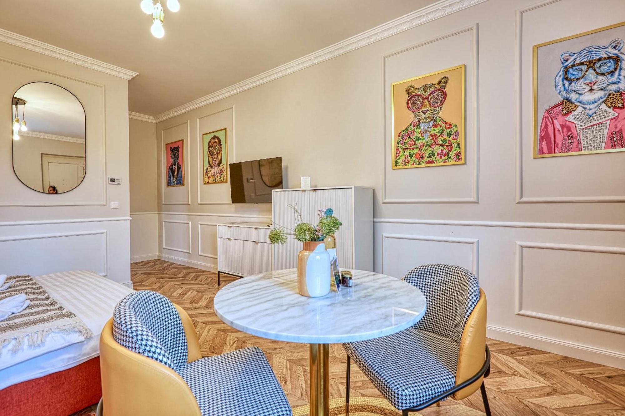 The Doors Luxury Apartment Mosonmagyarovar Luaran gambar