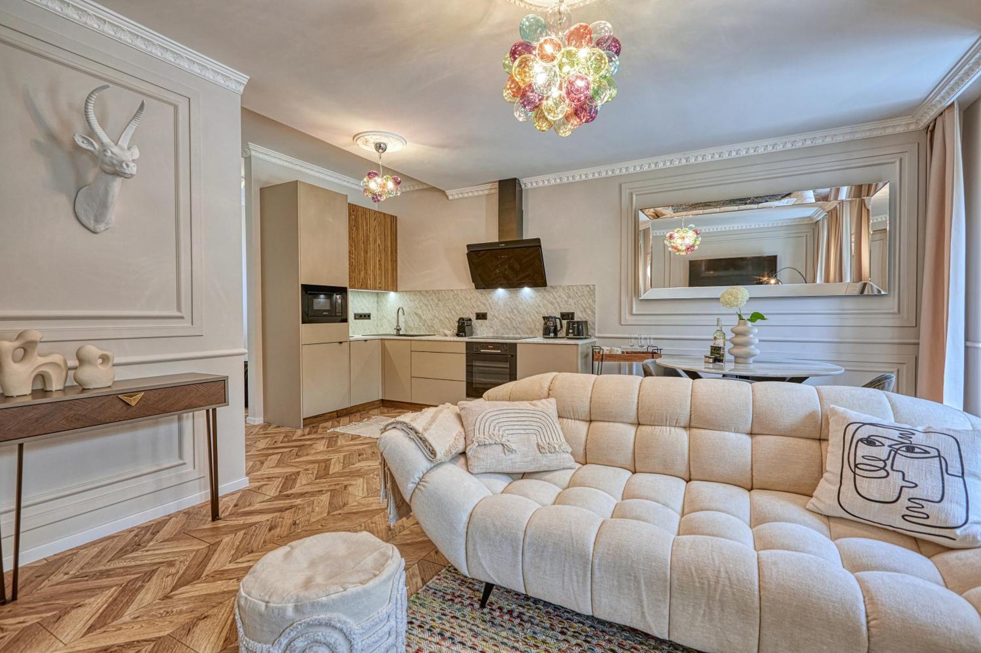 The Doors Luxury Apartment Mosonmagyarovar Luaran gambar