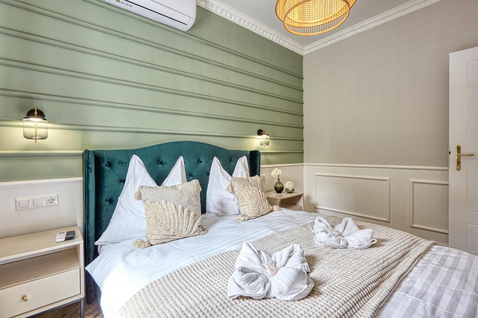 The Doors Luxury Apartment Mosonmagyarovar Luaran gambar